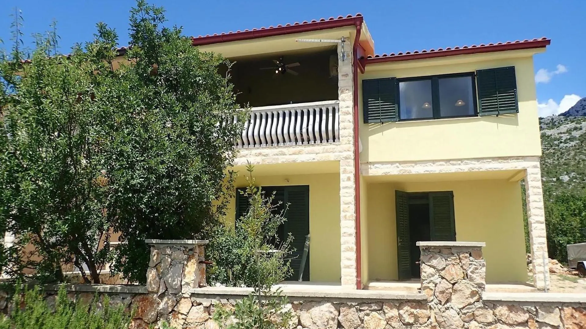 Apartment Adriana In Seline With Seaview